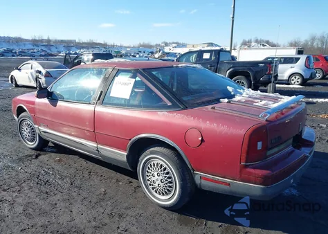 1988 Oldsmobile Cutlass Supreme Sl z USA, uszkodzony, nr VIN 1G3WS14W4JD379426